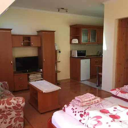 Jazmin Apartman * Harkany
